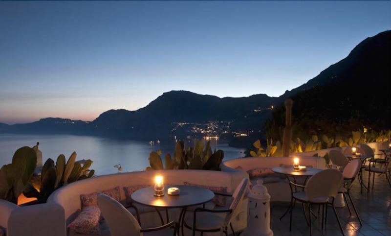 Hotel Le Fioriere Praiano Luaran gambar