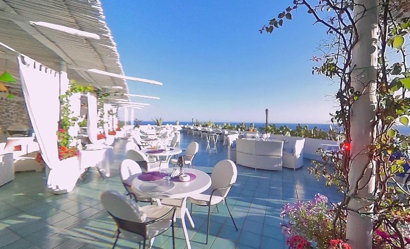 Hotel Le Fioriere Praiano Luaran gambar