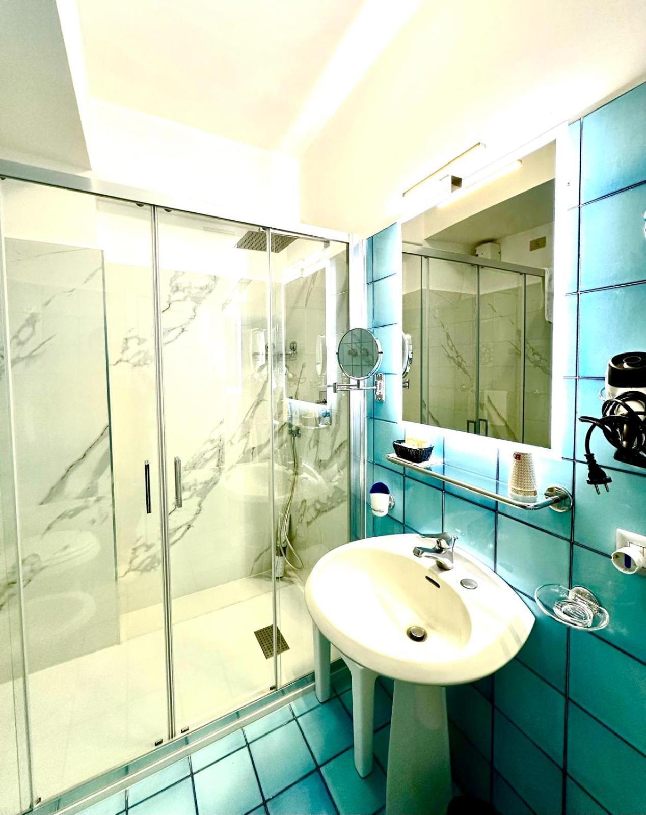 Hotel Le Fioriere Praiano Luaran gambar