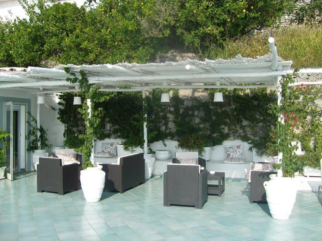 Hotel Le Fioriere Praiano Luaran gambar
