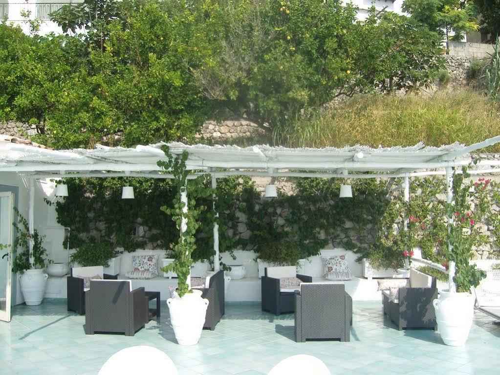 Hotel Le Fioriere Praiano Luaran gambar