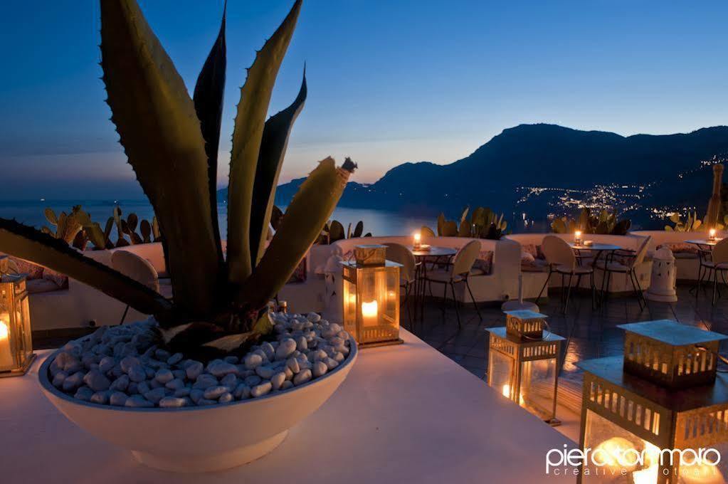 Hotel Le Fioriere Praiano Luaran gambar